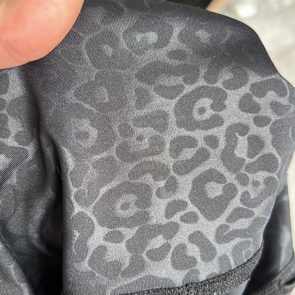 Senita Athletics Leggings - Picture 2 of 6